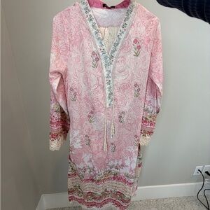 Brand new DHANAK 2 piece Pakistani outfit